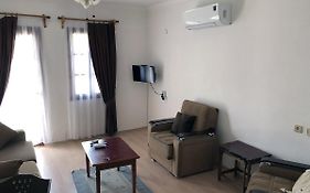 Swan Apartments